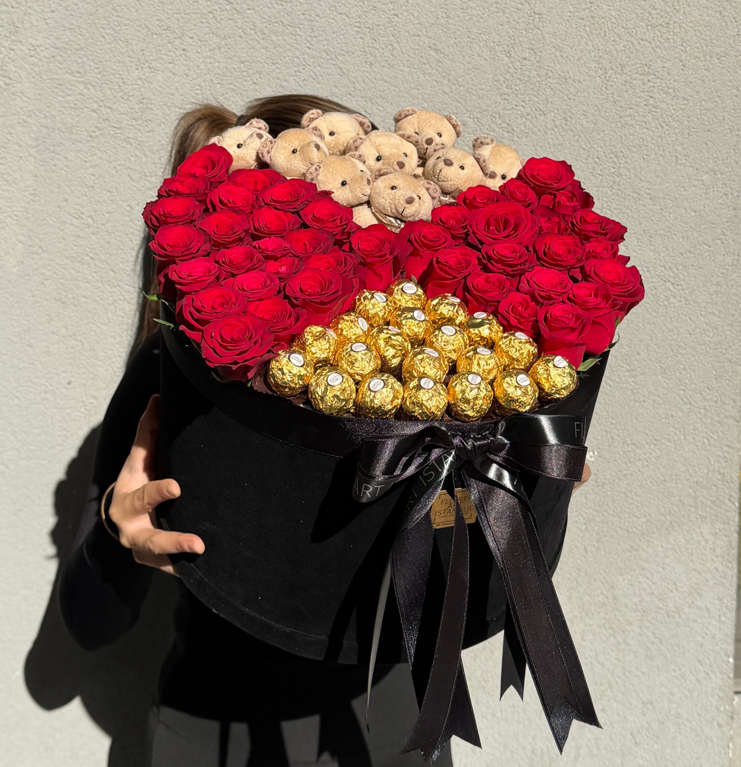 Teddy & Roses Ultimate Love Box