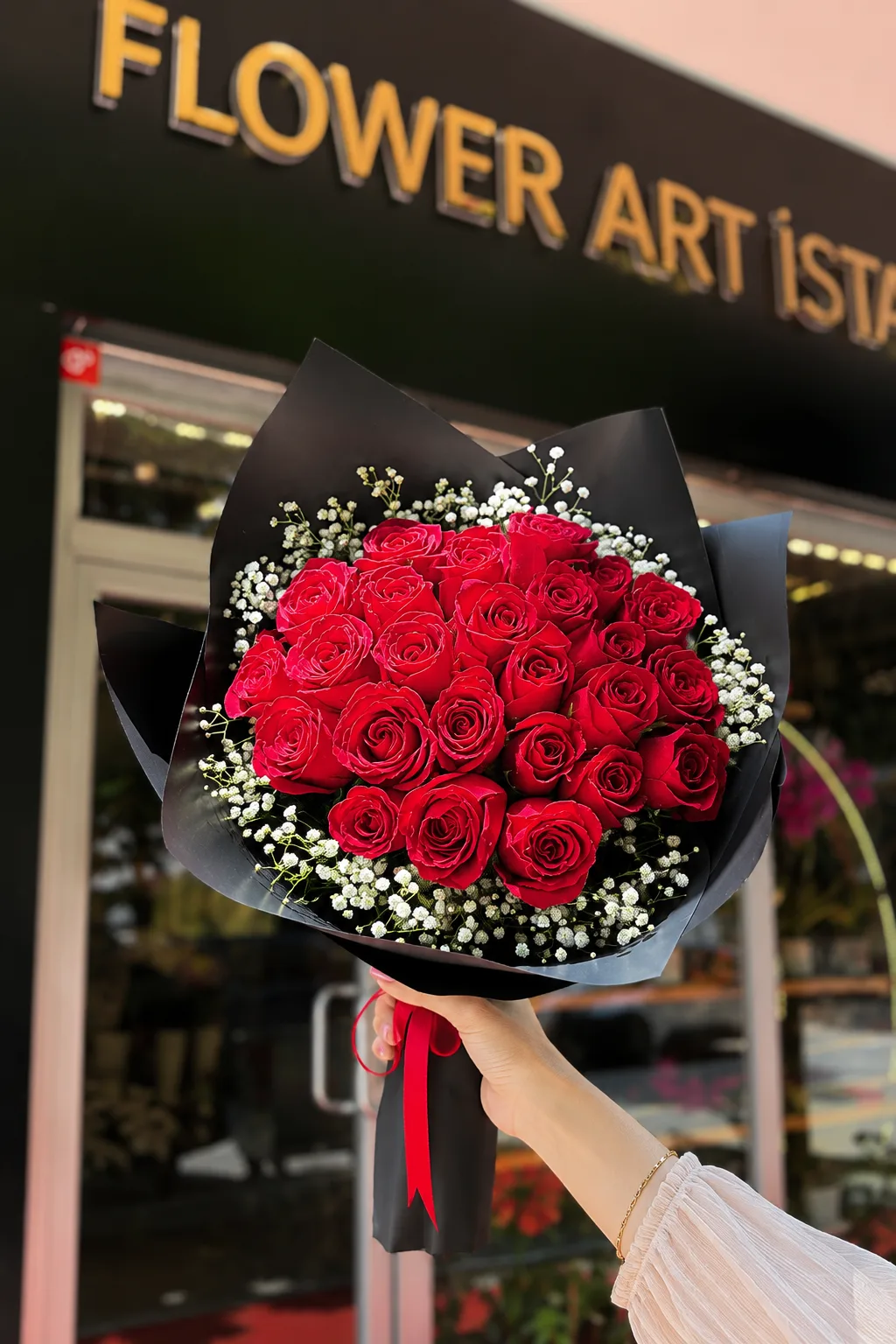 25 Red Roses