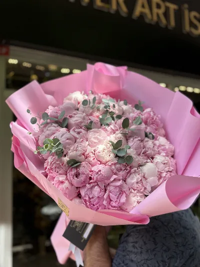 The Istanbul Peony Bouquet – 60 Peonies
