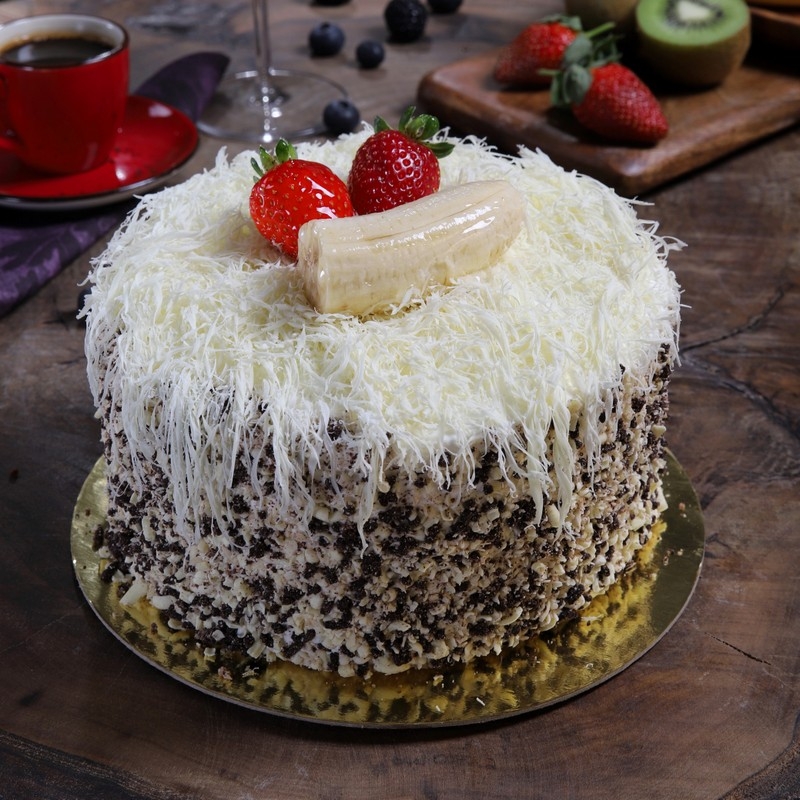 Strawberry Banana Cake