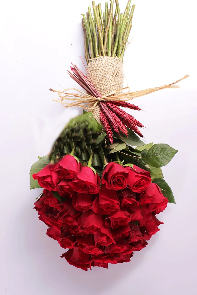35 Red Roses